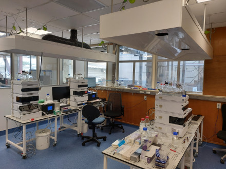 GlycoSyn Instrument room v2